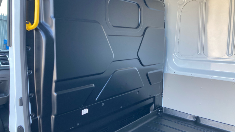 Ford Transit E-350 L3 Rwd 135kW 68kWh H2 Trend Van Auto